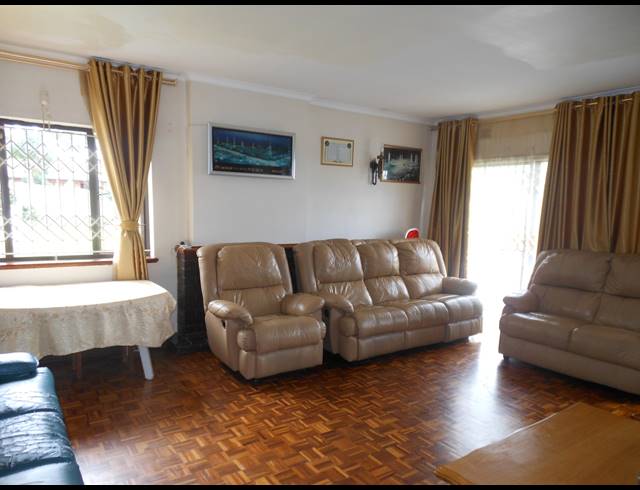 3 BEDROOM HOUSE FOR SALE IN CHILTERN HILLS